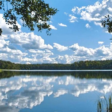 Holiday Home Close To The Lake Shore, Dabrowica Dabrowica  Exteriér fotografie